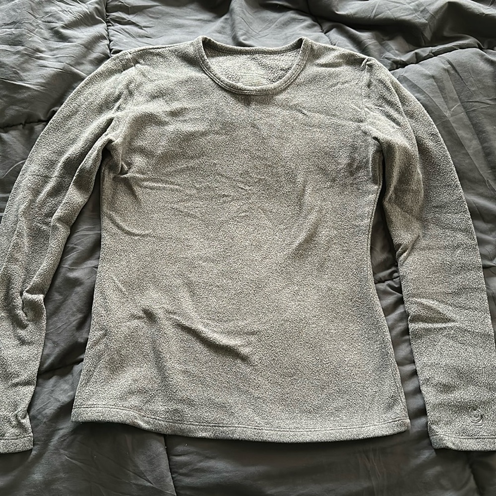 Cuddl Duds Gray Women’s Pullover Fleece, Long Sleeved Top